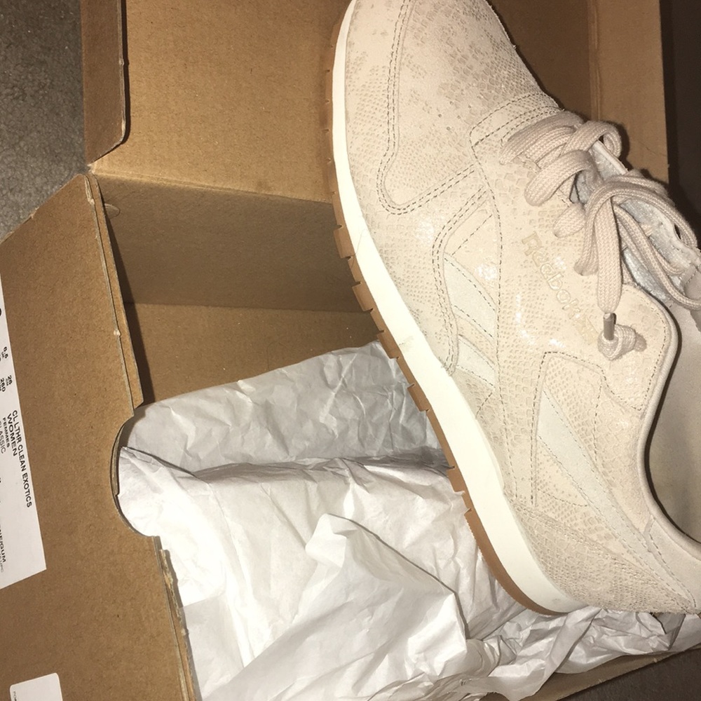 Snake skin Reebok classic